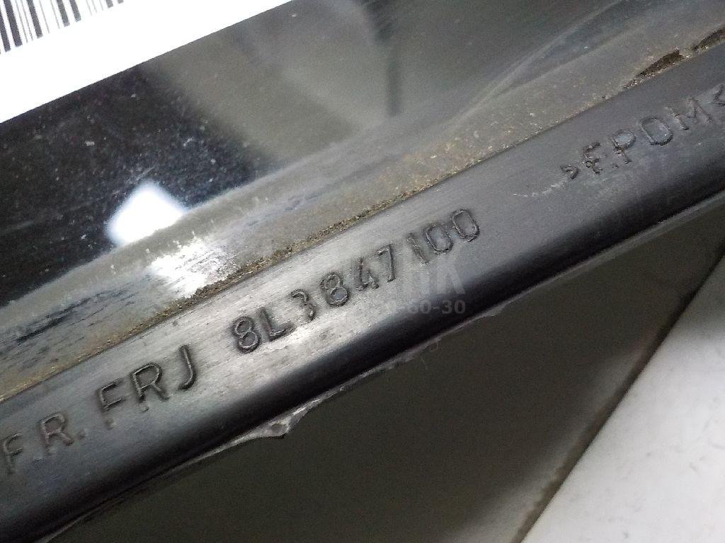 Стекло кузовное открывающееся (форточка) правое