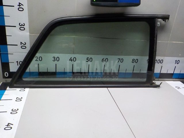 Стекло кузовное открывающееся (форточка) правое