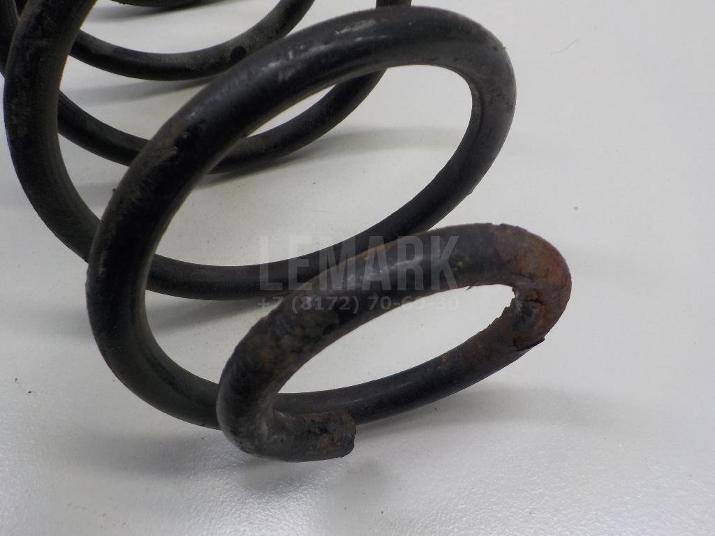 Пружина передняя