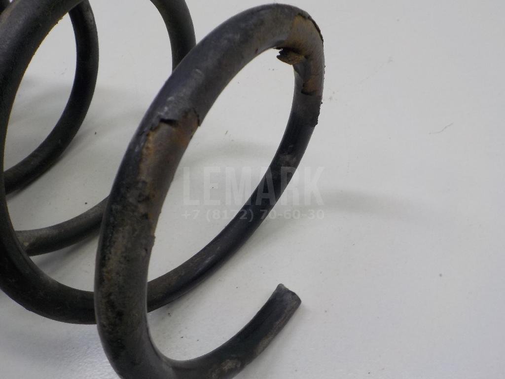 Пружина передняя