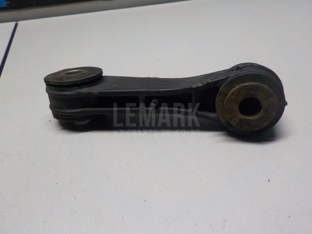 Стойка переднего стабилизатора