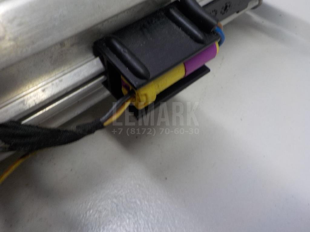 Подушка безопасности пассажирская (в торпедо)