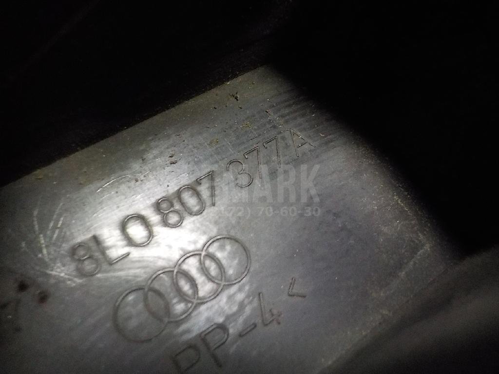 Направляющая заднего бампера левая