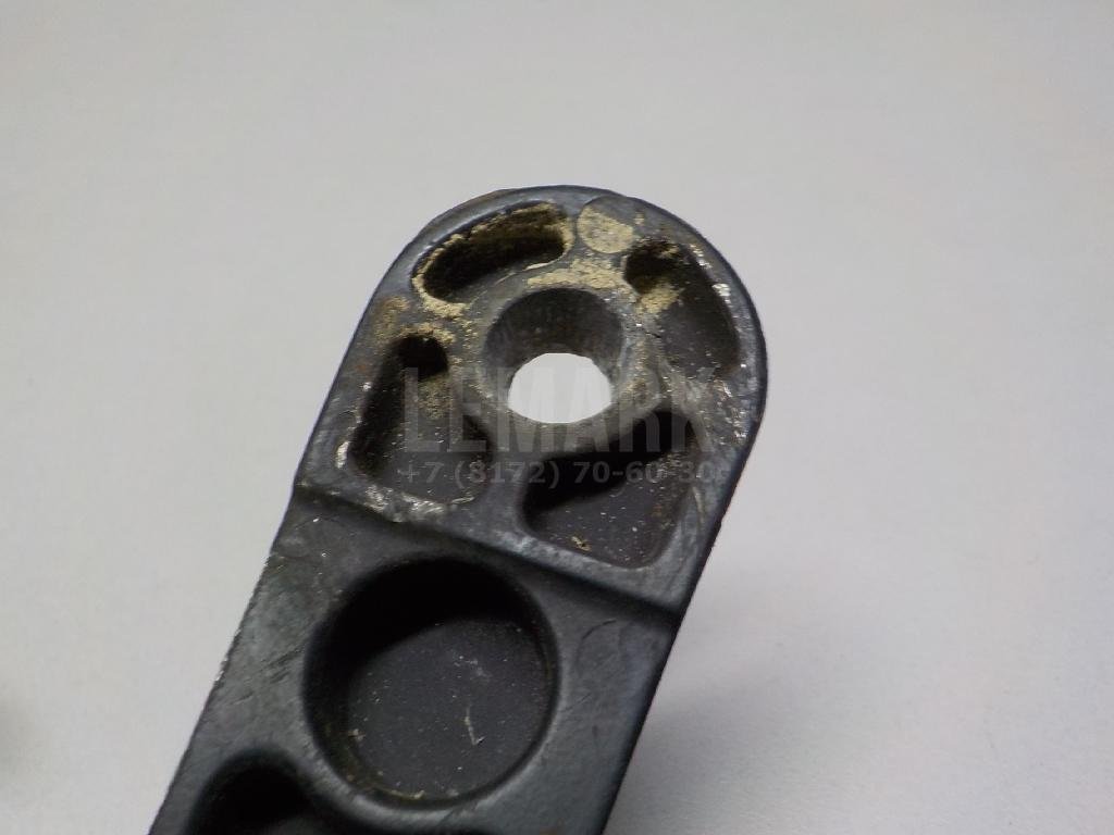 Поводок стеклоочистителя передний правый