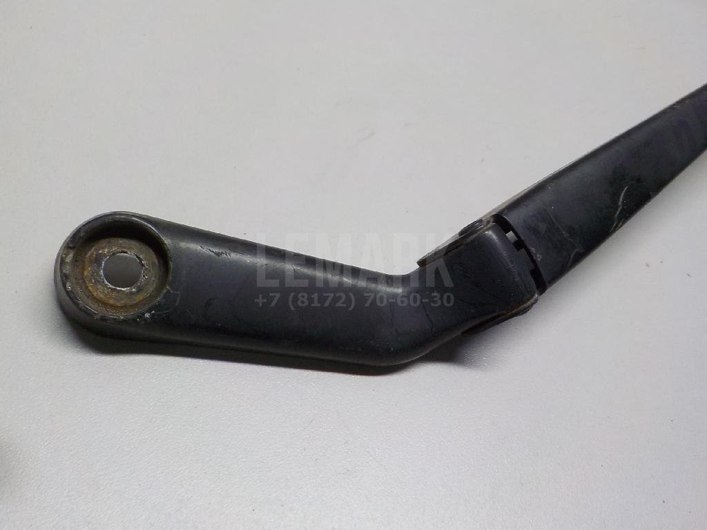 Поводок стеклоочистителя передний правый