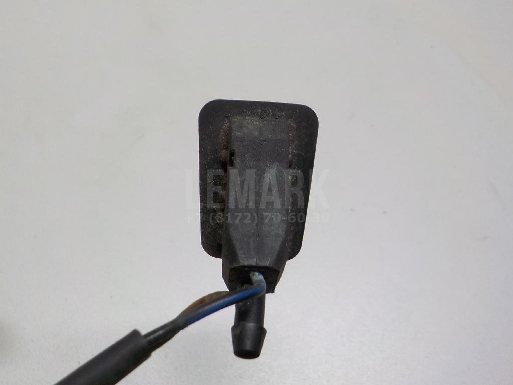 Форсунка омывателя лобового стекла