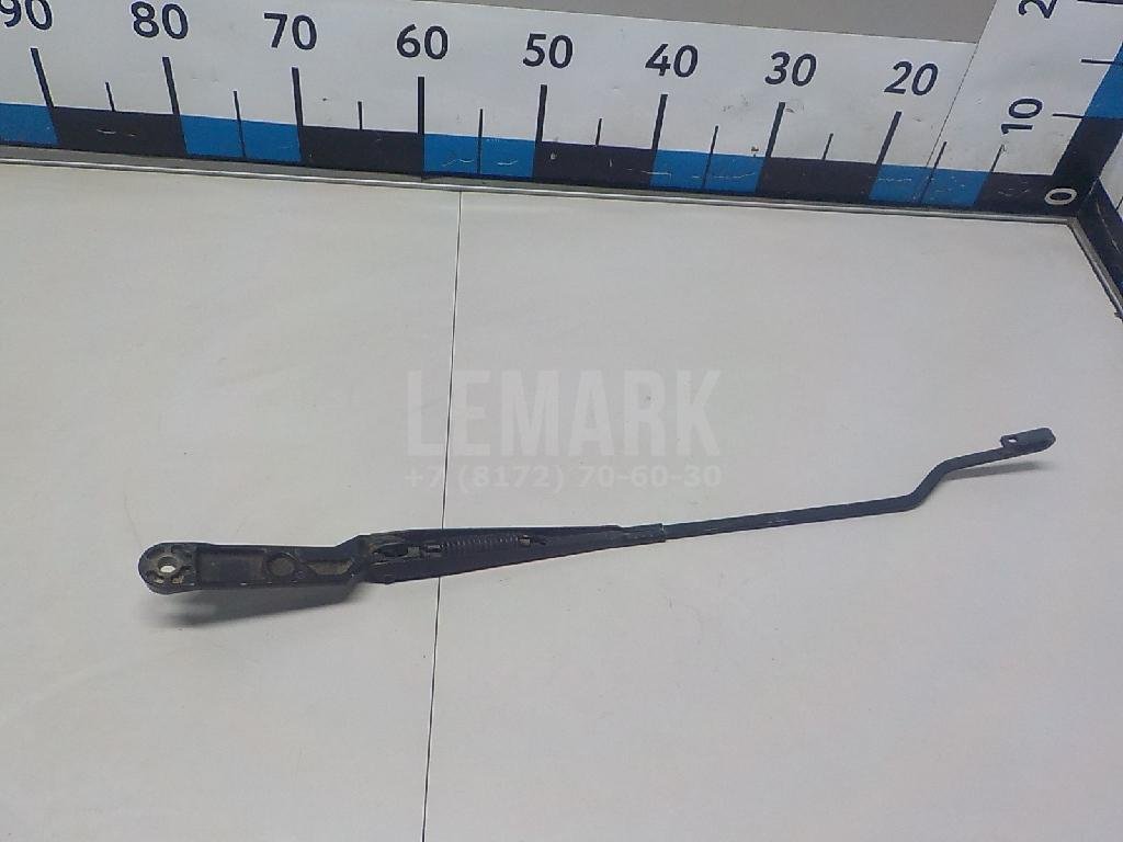 Поводок стеклоочистителя передний левый