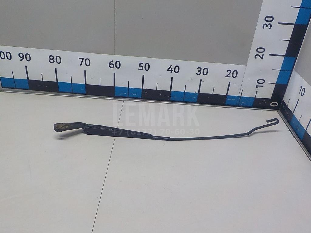 Поводок стеклоочистителя передний правый