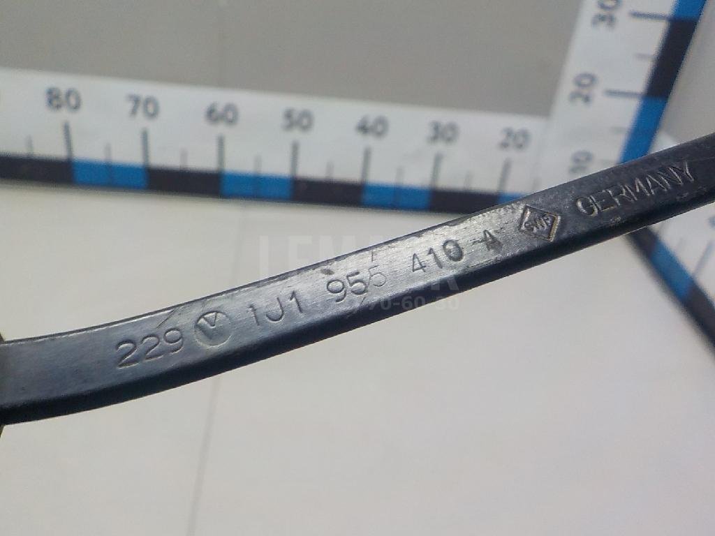 Поводок стеклоочистителя передний правый