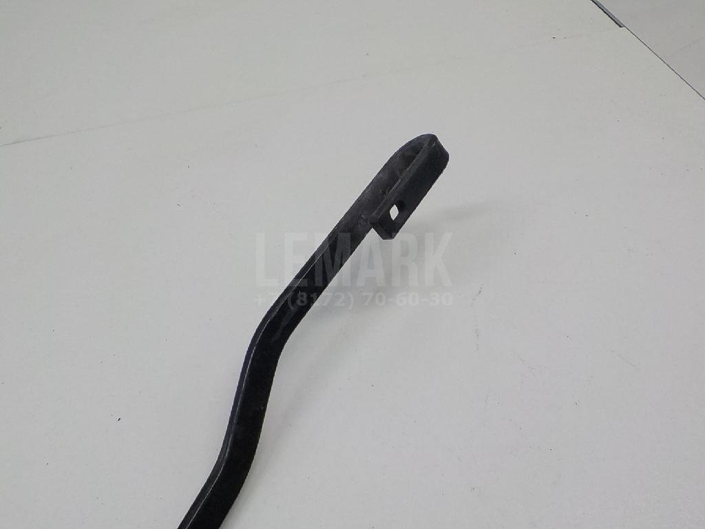Поводок стеклоочистителя передний правый