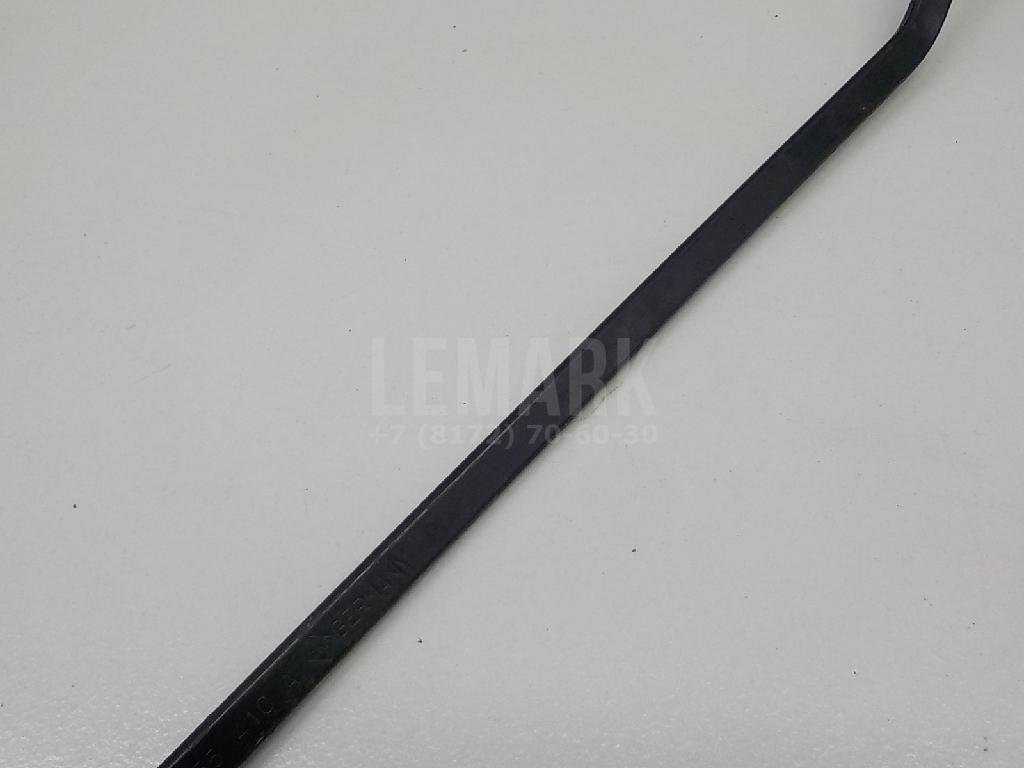 Поводок стеклоочистителя передний правый
