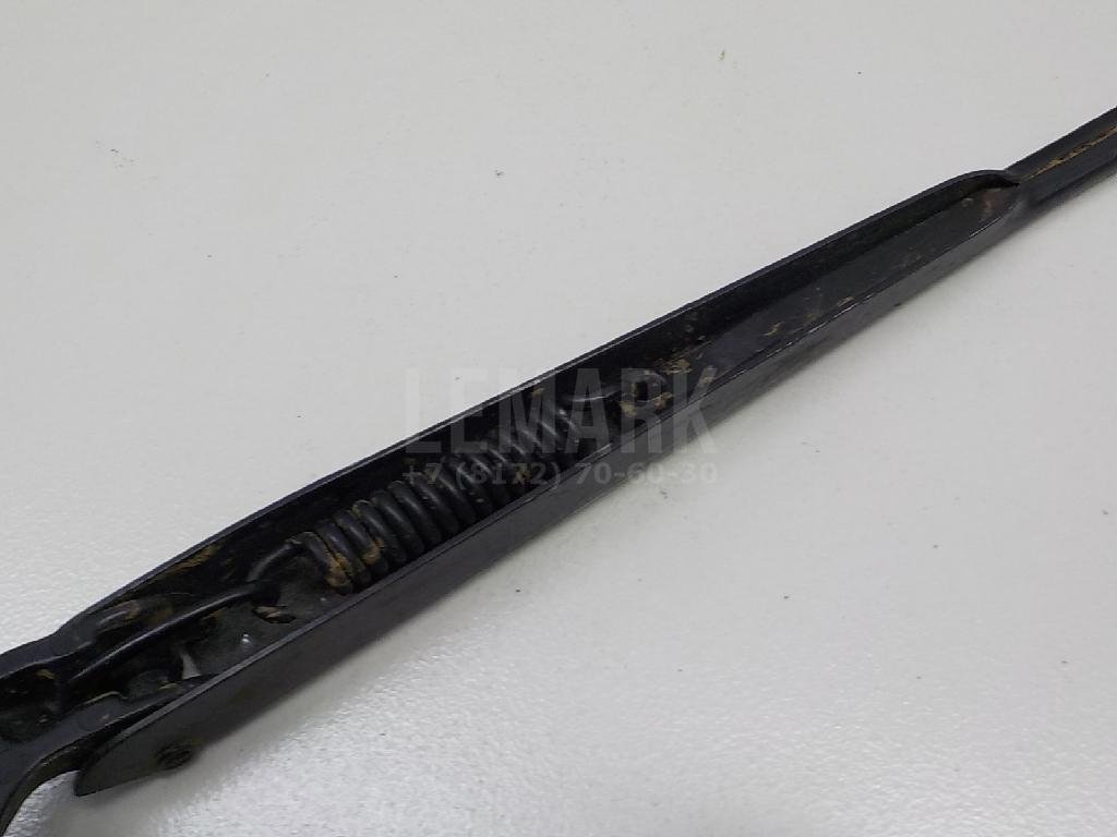 Поводок стеклоочистителя передний правый