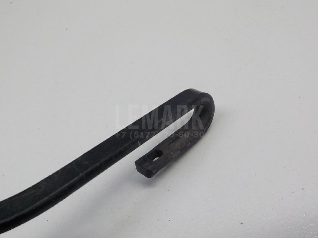 Поводок стеклоочистителя передний правый