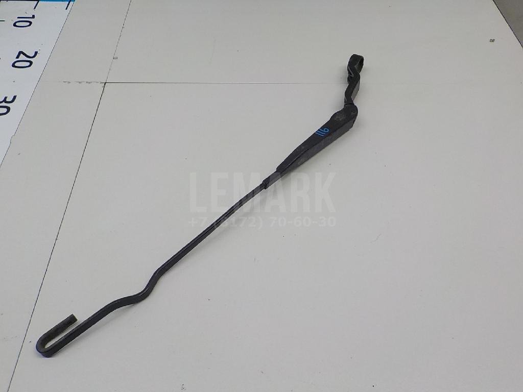 Поводок стеклоочистителя передний правый