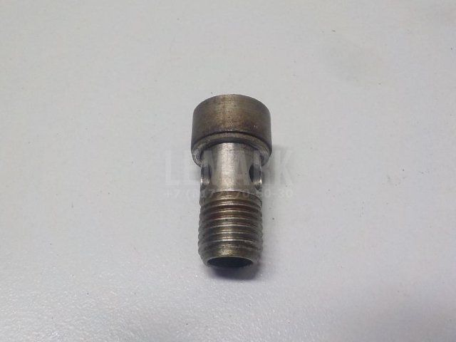 Болт турбокомпрессора (турбины)