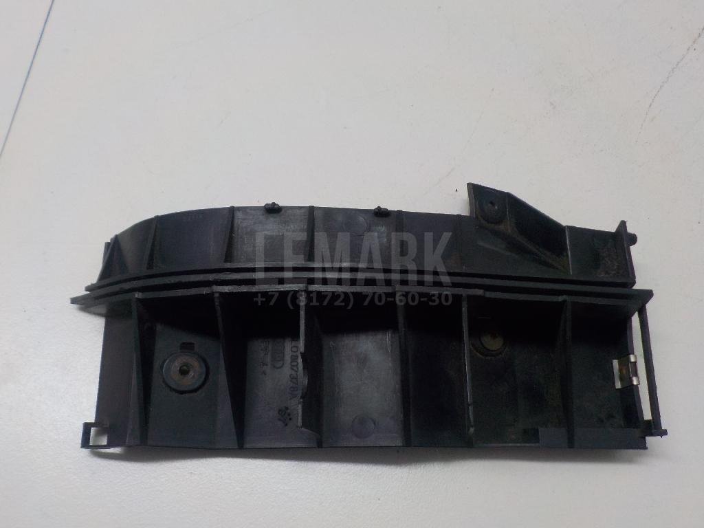 Направляющая заднего бампера правая