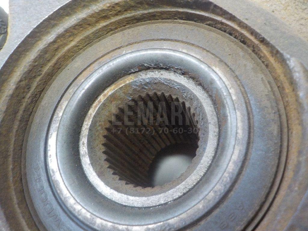 Кулак поворотный передний правый