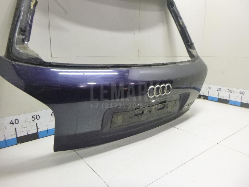 Дверь багажника