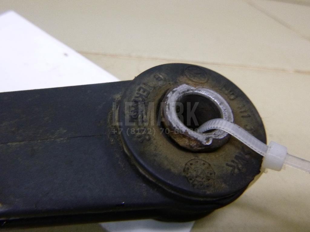 Стойка переднего стабилизатора