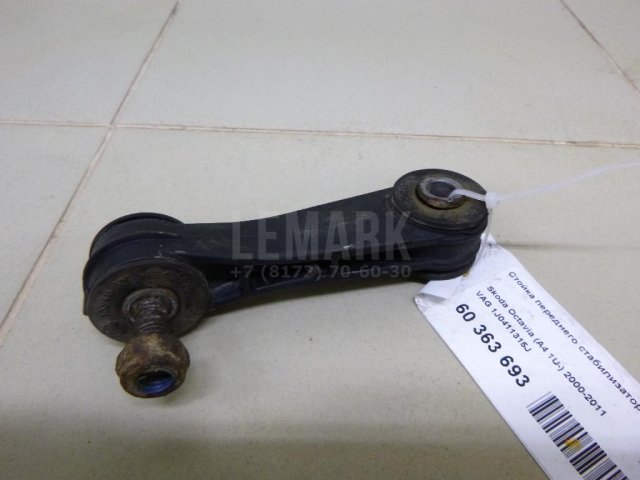 Стойка переднего стабилизатора