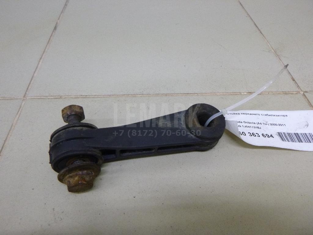 Стойка переднего стабилизатора