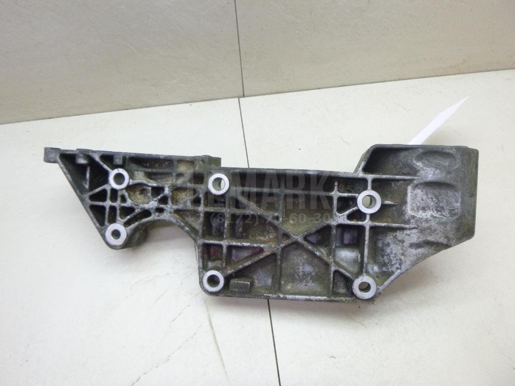 Кронштейн генератора для  Audi A3 [8PA] Sportback 2004-2013