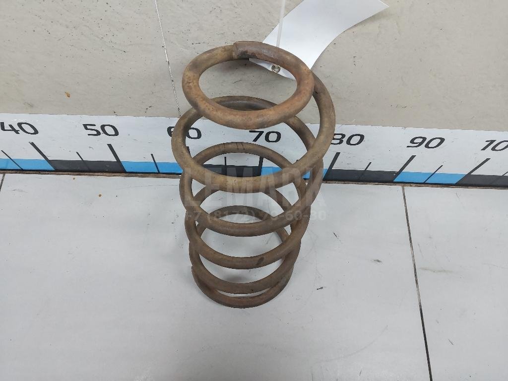 Пружина передняя