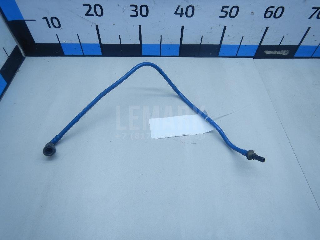 Трубка топливная