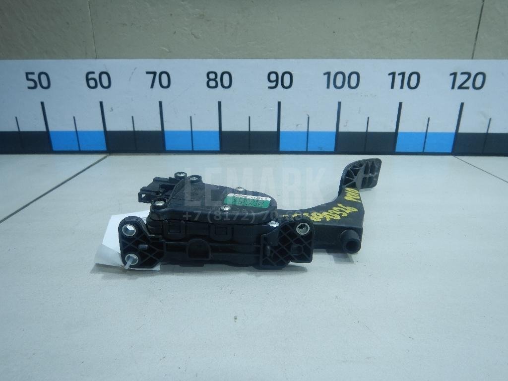 Педаль газа