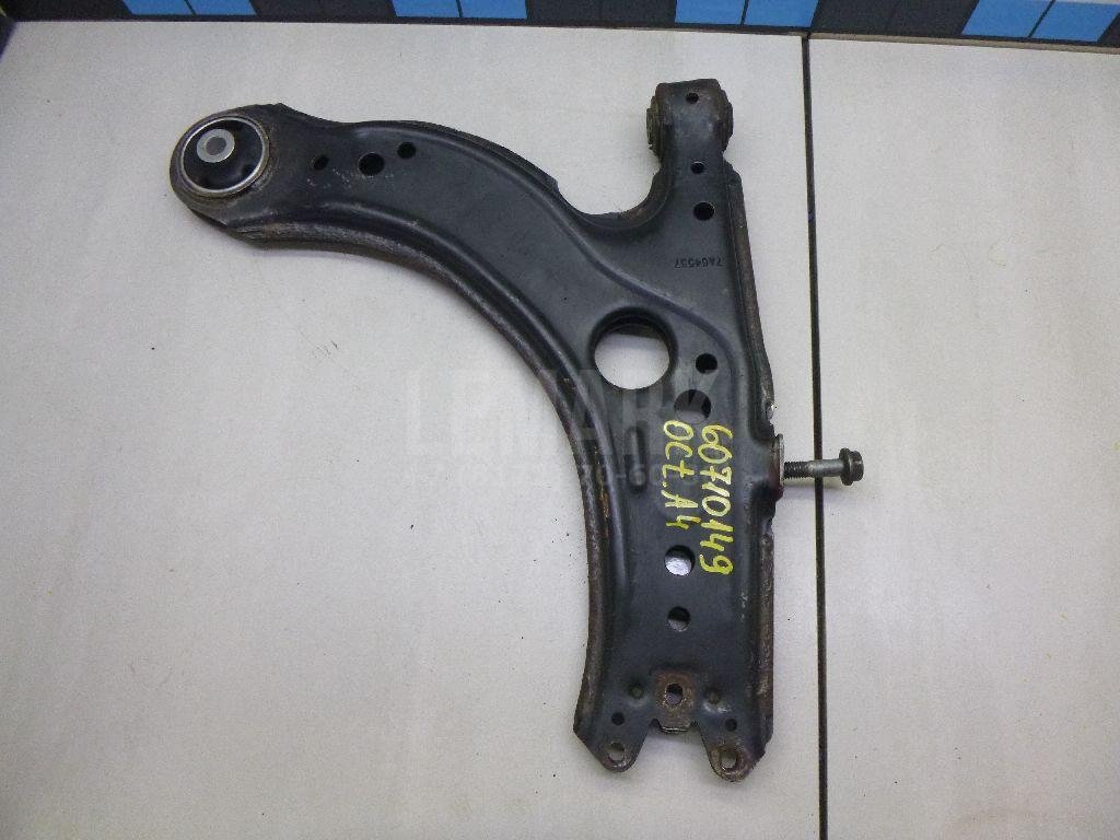 Рычаг передний