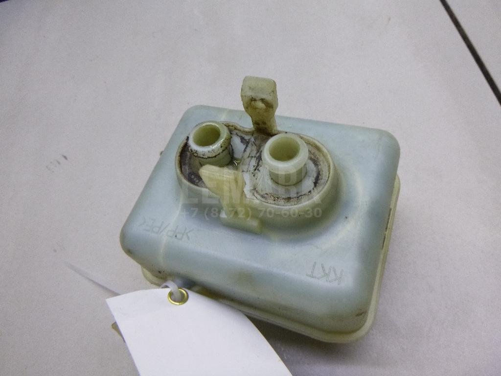 Бачок главного тормозного цилиндра