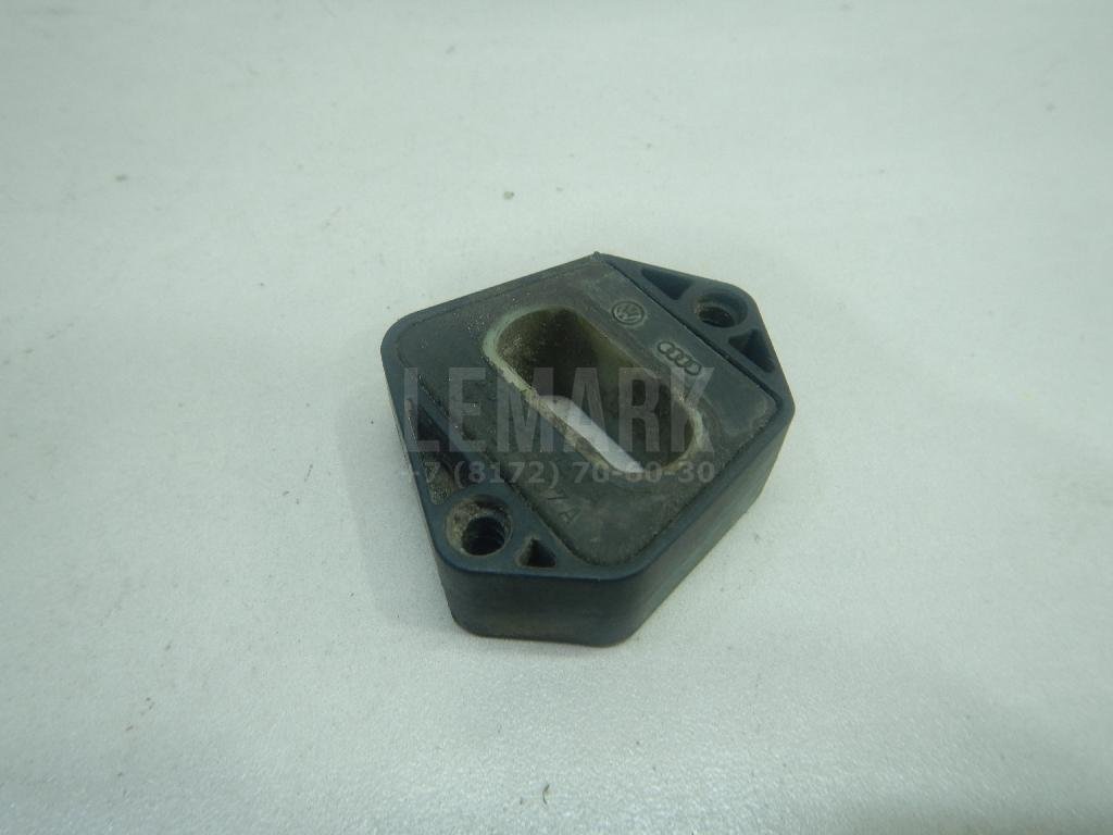 Кронштейн радиатора для  Audi A4 [B9] 2015