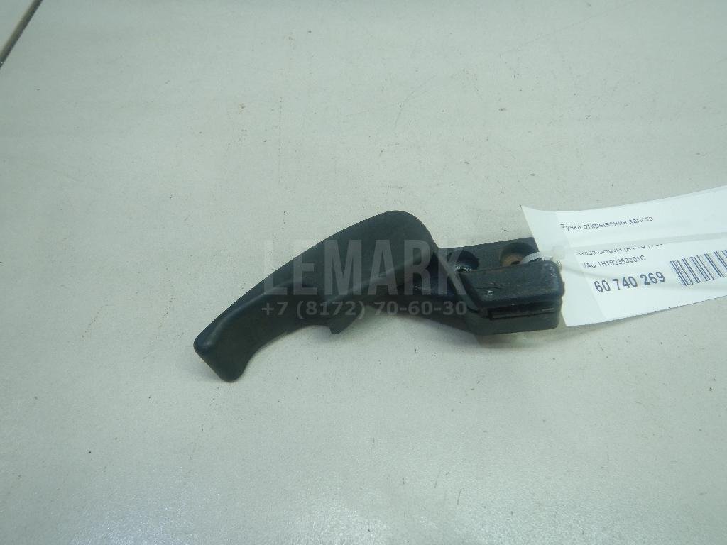 Ручка открывания капота