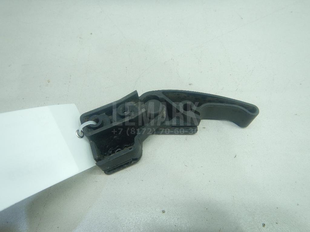 Ручка открывания капота