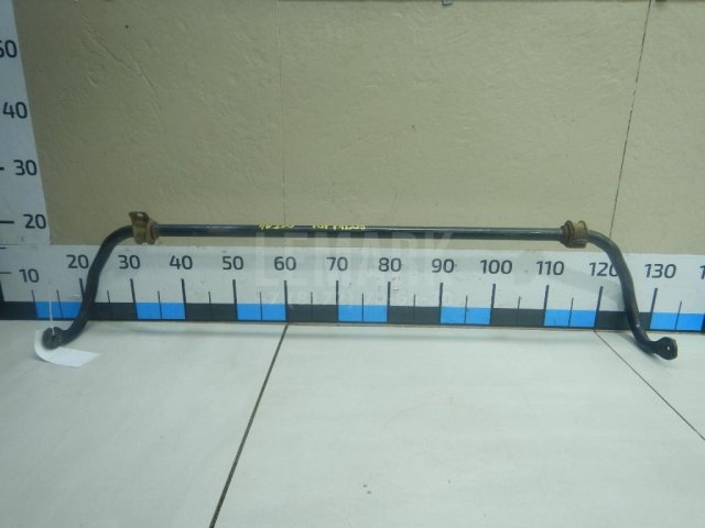 Стабилизатор передний