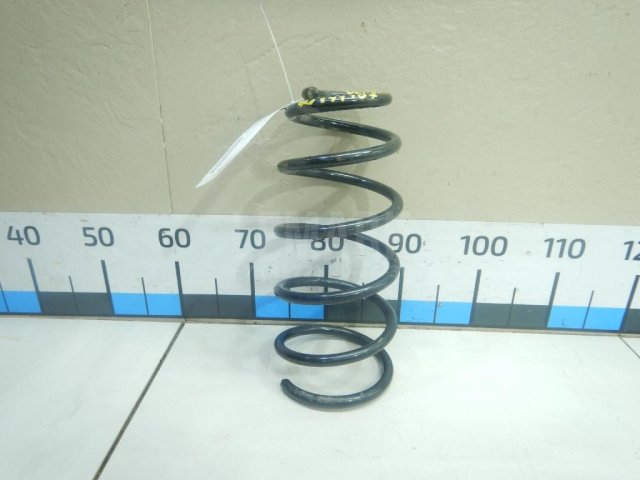 Пружина передняя