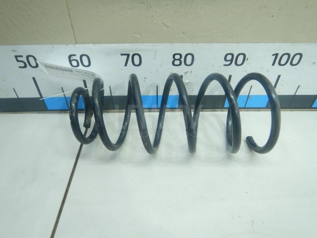 Пружина передняя