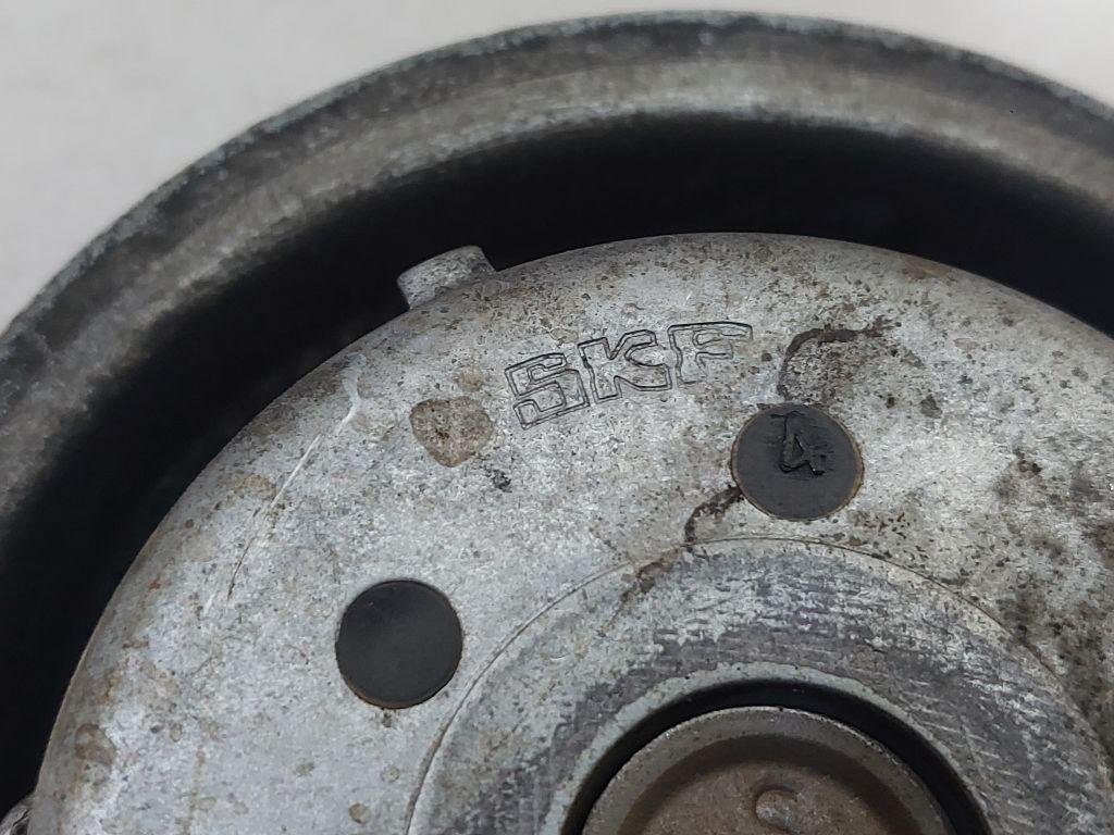 Ролик-натяжитель ремня ГРМ