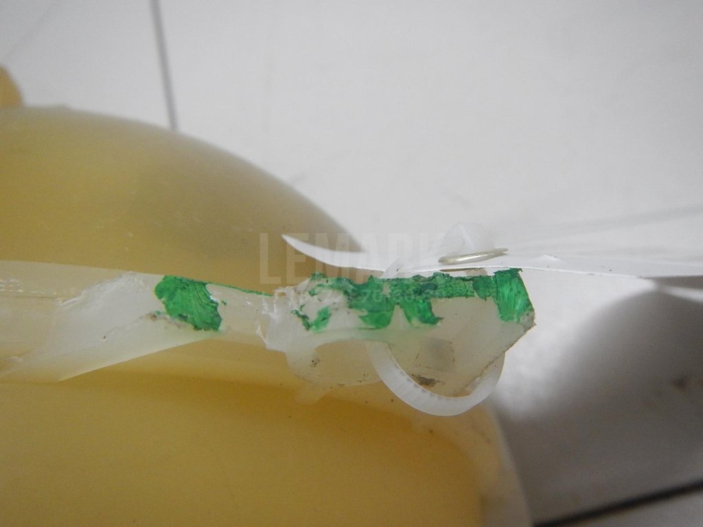 Бачок расширительный