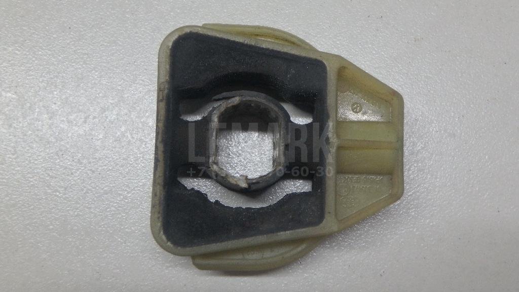 Кронштейн радиатора