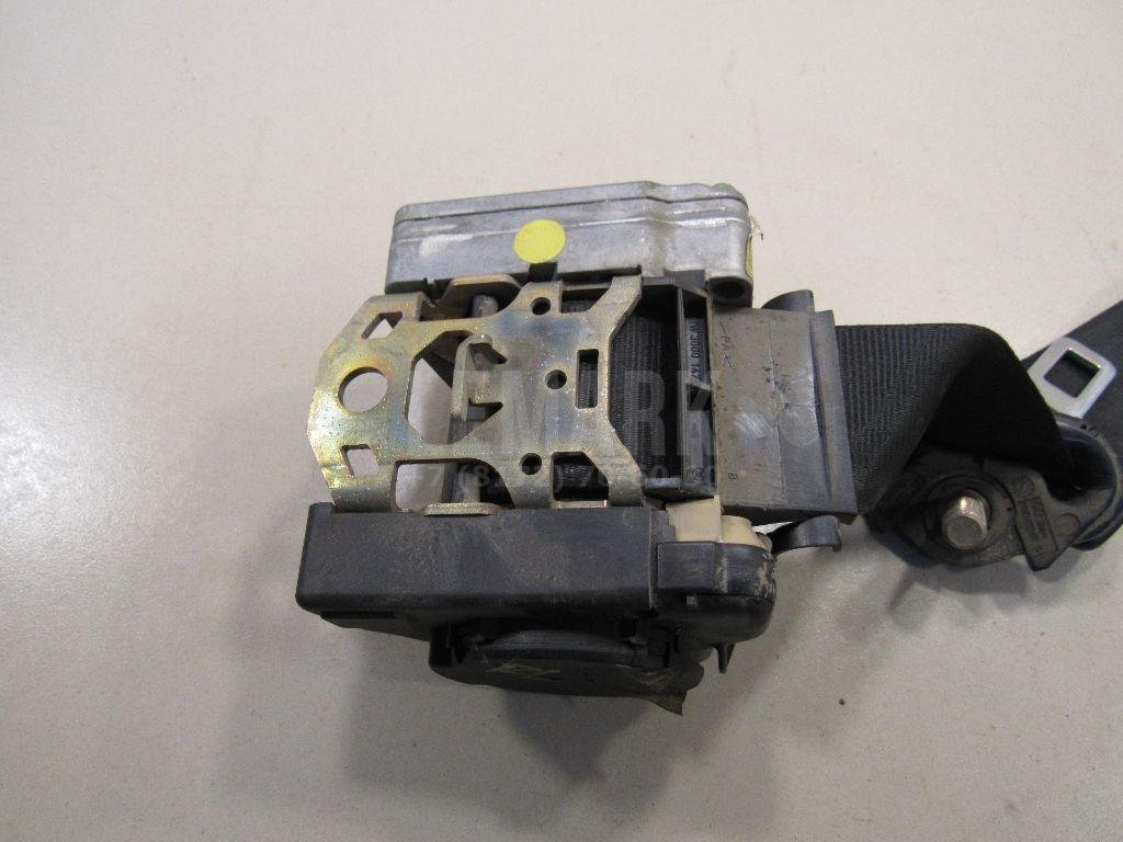 Ремень безопасности