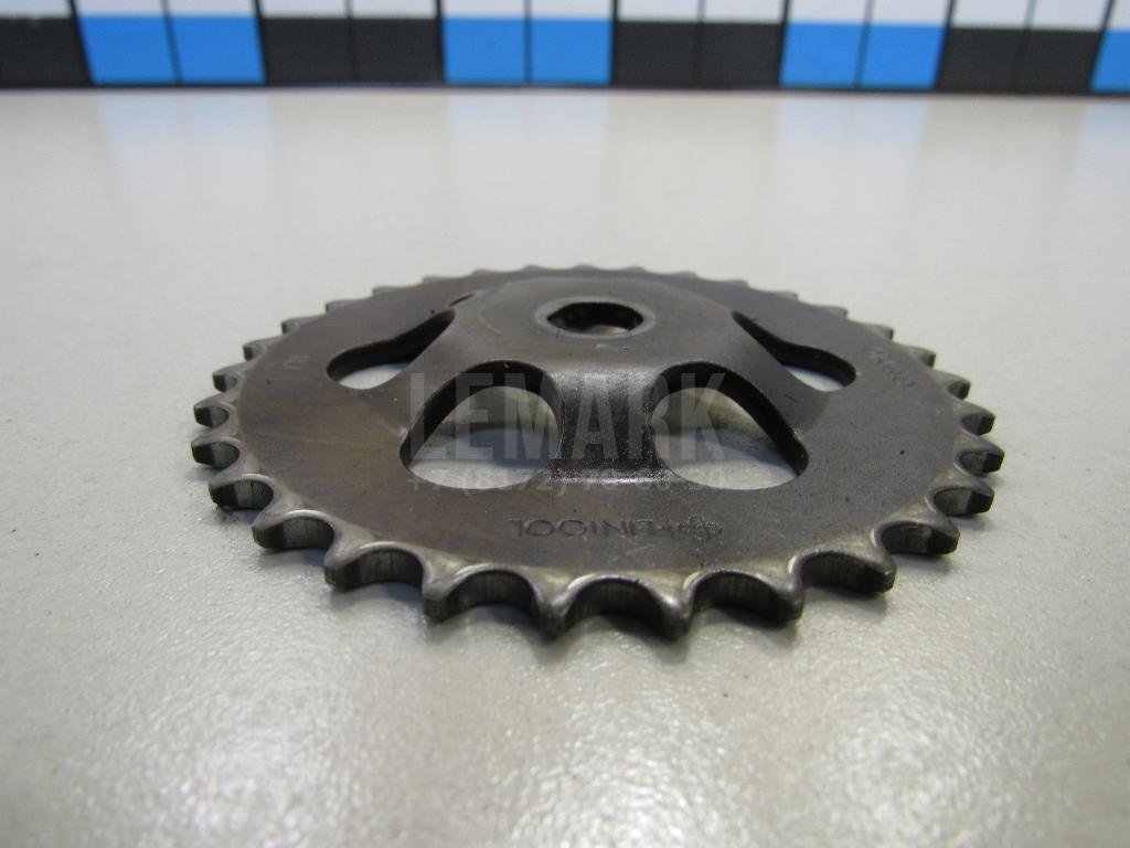 Шестерня привода масляного насоса