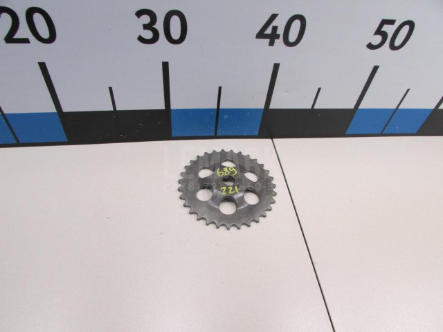 Шестерня привода масляного насоса