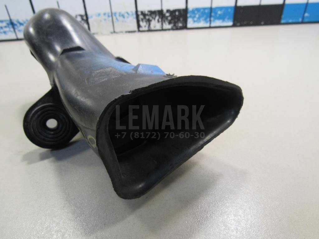 Воздуховод для  Audi A4 [B9] 2015