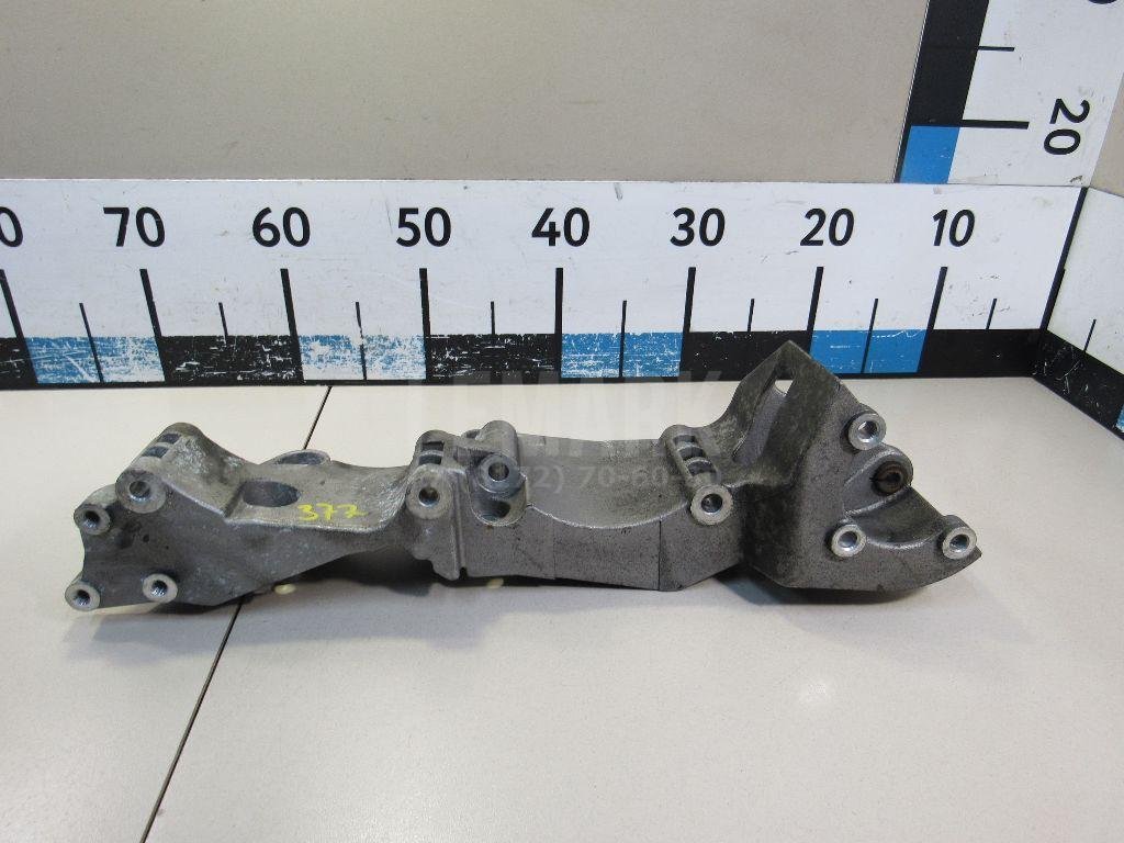 Кронштейн генератора