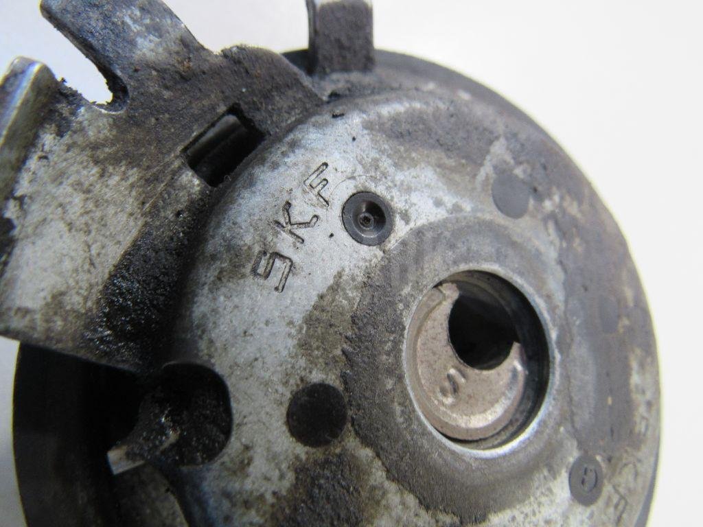 Ролик-натяжитель ремня ГРМ