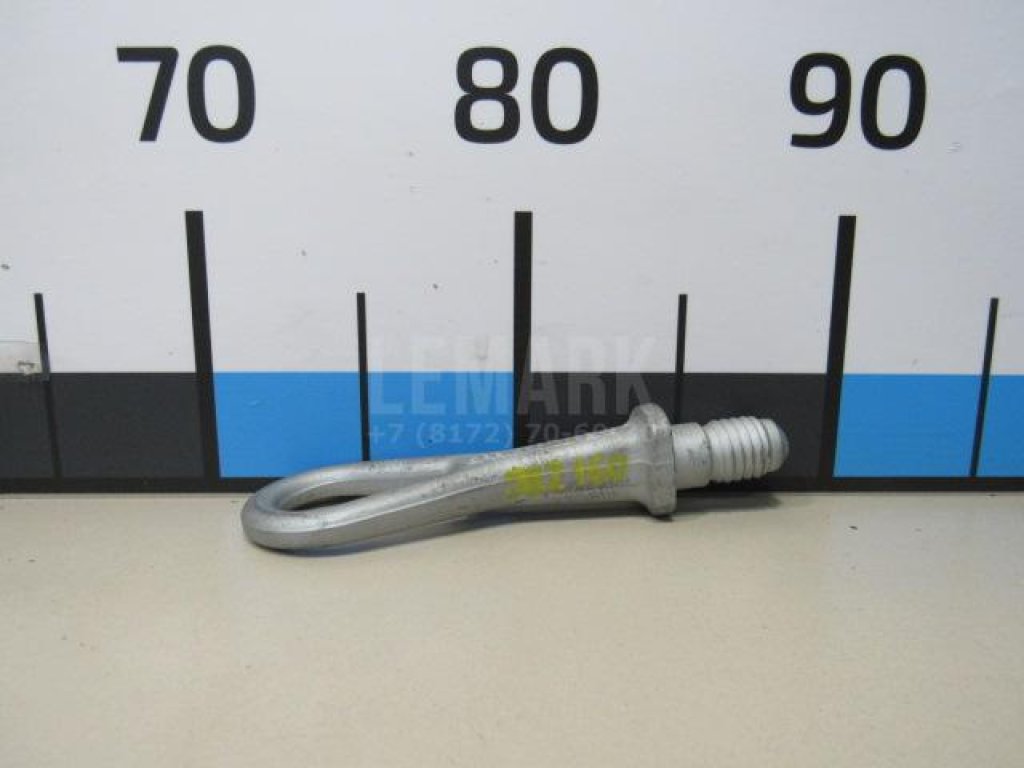 Крюк буксировочный