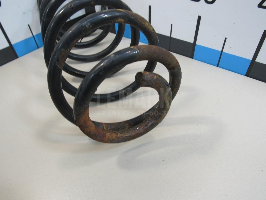 Пружина передняя