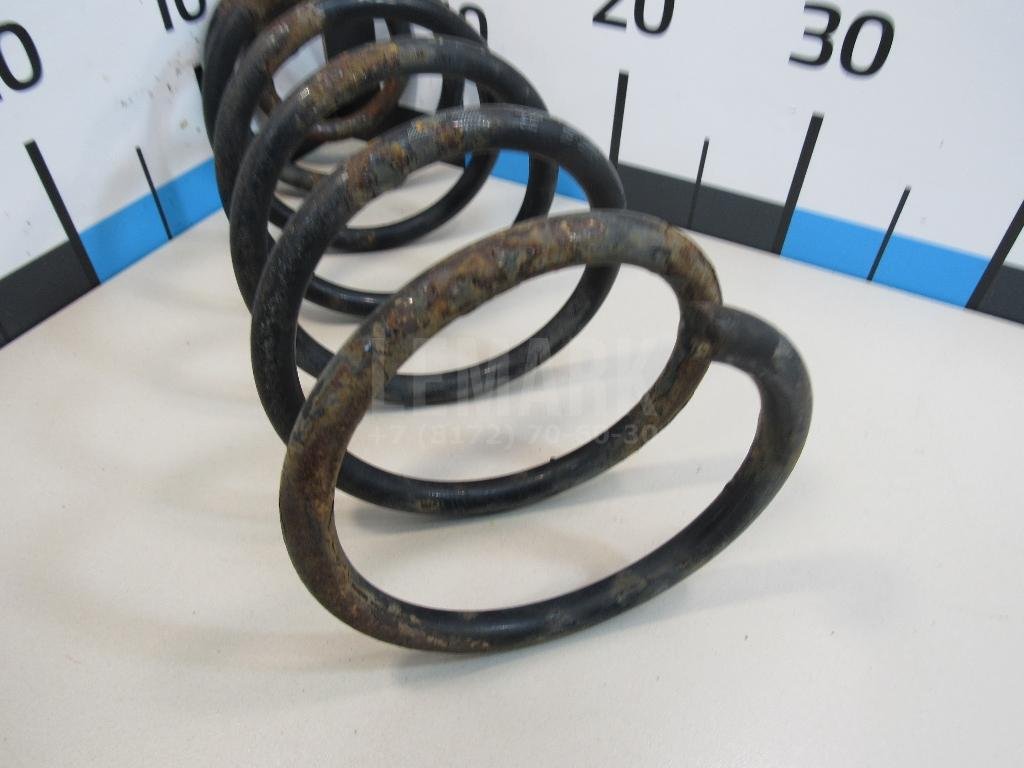 Пружина передняя