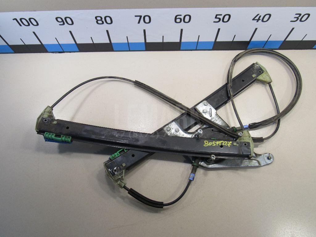 Стеклоподъемник электр. передний правый